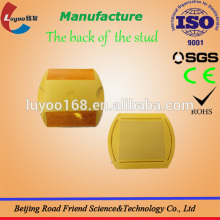 3M reflective road stud