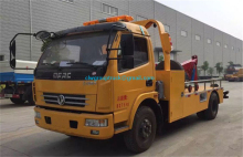 4x2 New condition flat bed wrecker towing truck