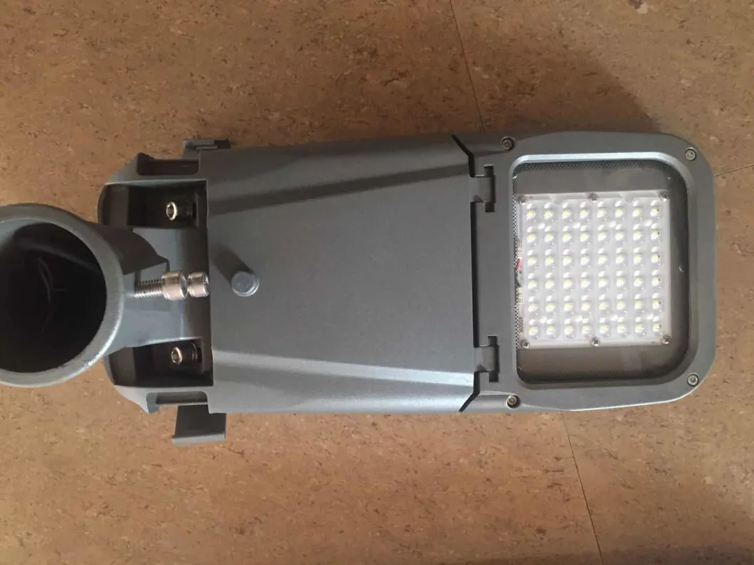 Full Die-Cast Aluminium Street Lamp 150W of Tool-Less Open