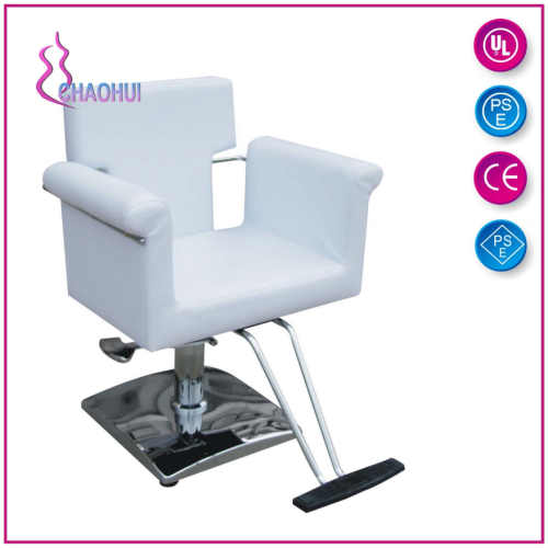 Hydrauliczne krzesło fryzjerskie z minimalistycznym projektem