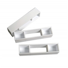 Narrow bee hive plastic frame ends or spacers