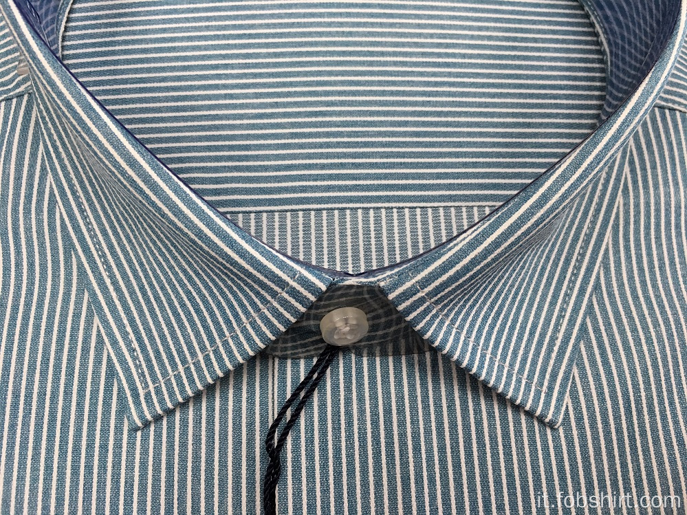 Camicia da lavoro tinta in filo