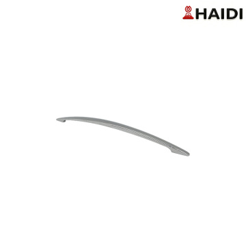 Slim Crescent Profile Pull