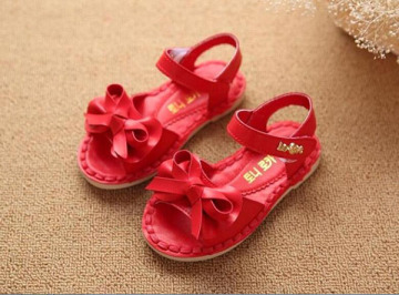 Uniseason Little Baby Red Toe Thong Sandals