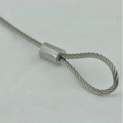 Stainless steel sling with thimble and clip