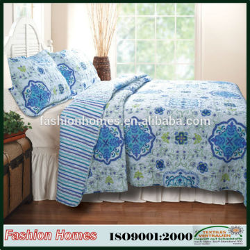 Blue Printed Bedspread Quilt