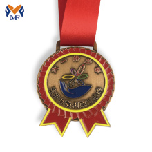 Pingat pingat pingat sekolah kanak -kanak sekolah