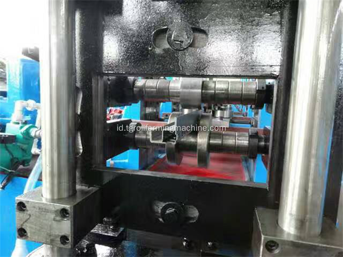 Mesin Roll Forming