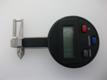 178-102 Digital Gem Gauges / Digital Round Gauge