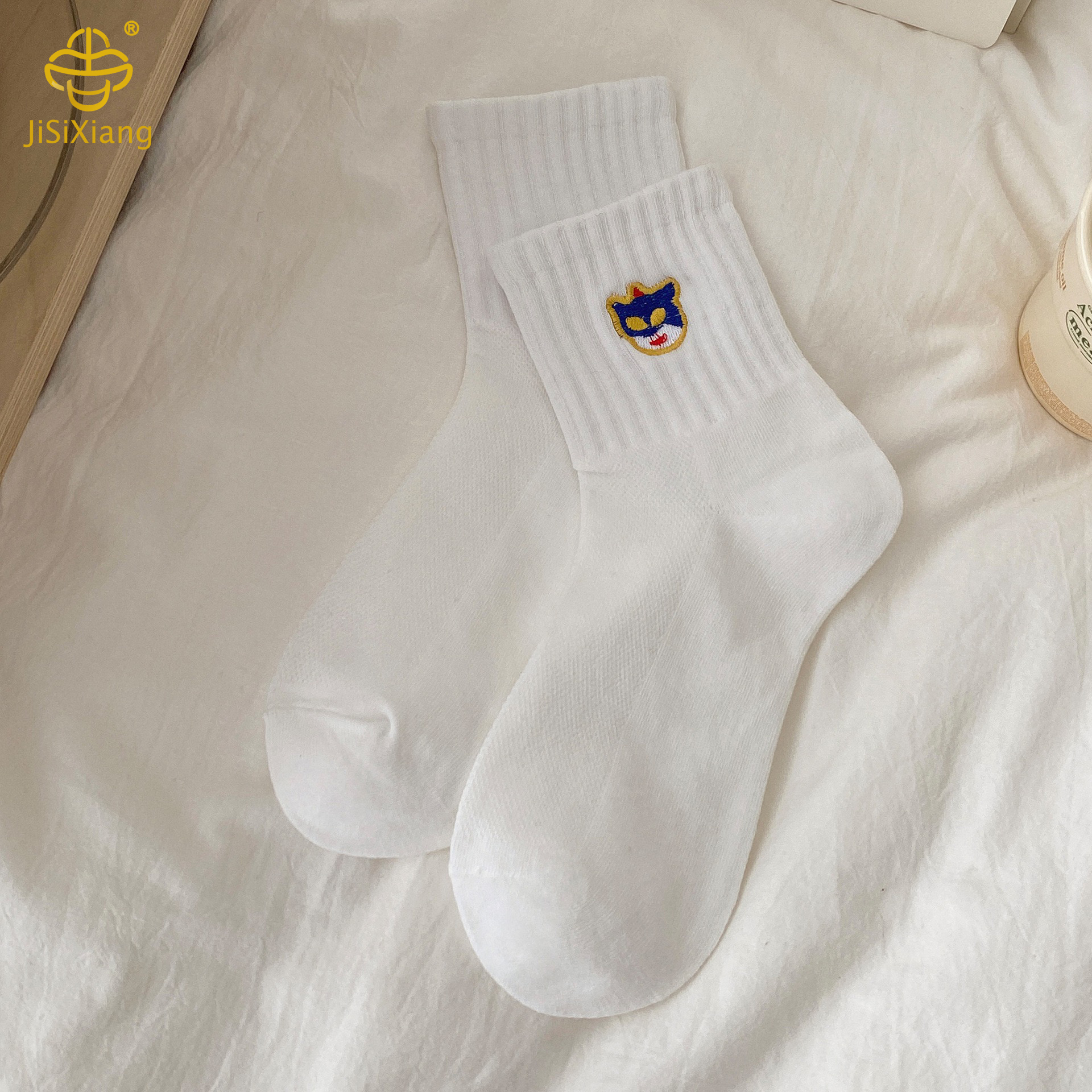 캐릭터 자수 튜브 양말 Character embroidered tube socks