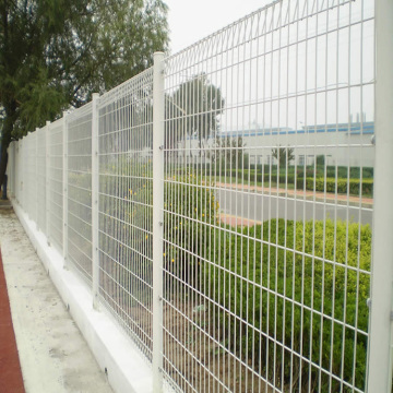 Roll top security fence