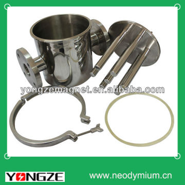 Flange type magnetic separators