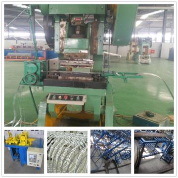 Double strands barbed wire mesh machine