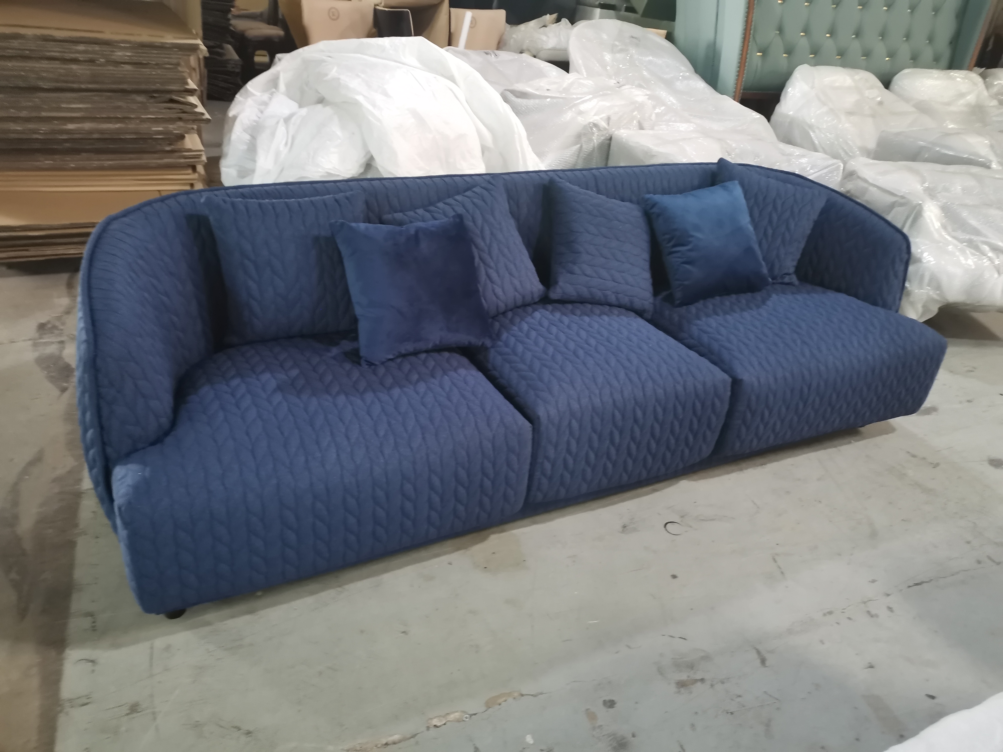 Modern Style Fabric and High Density Sponge 552 FLOE INSEL Sofa for Packing Living Room Furniture