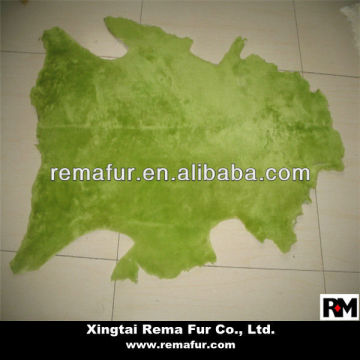 High quality Natural and Dyed Sheep Pelts Wholesale