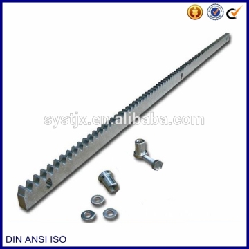 Door extractor screw gear and gear rack