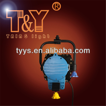 1000W pole-operated fresnel tungsten light