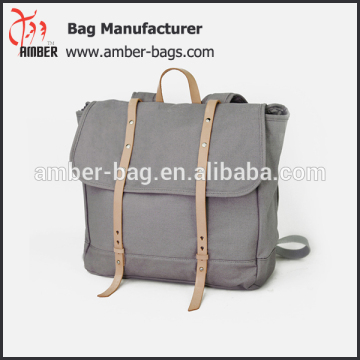 Durable weekend travel bag with leather handle