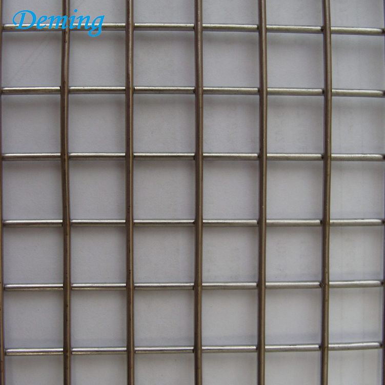 4 mmGalvanized Welded Wire Mesh for Fence Panel