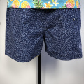 Sport estampado para hombres pantalones cortos de tablero floral azul oscuro