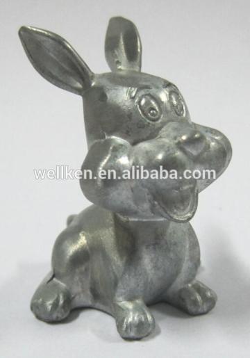 lead alloy figurine,pewter rabbit figure