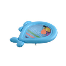 Forma de ballena Mat de agua para bebés Metro inflable para bebés