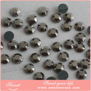 Low price korean Lead free hot fix flat back Rhinestones