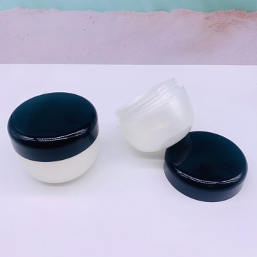 Plastic cosmetische body lotion potcontainer