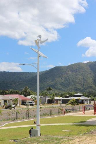 Wind and Solar Lighting Mast