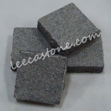 Natural flamed dark grey granite cobbles