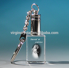 Wholesale Beautiful 3D laser image crystal keychain for wedding gift, crystal key ring