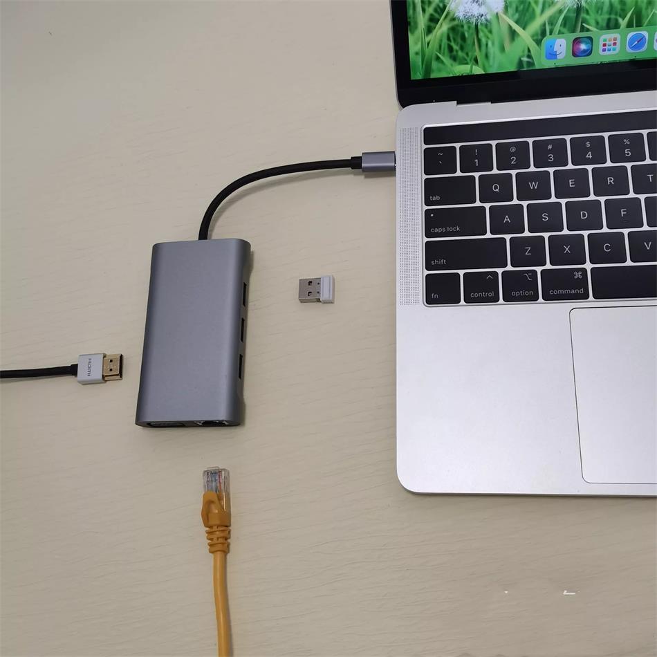 usb c to usb c hub