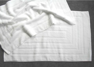 100% Cotton Bath Mat Jacquard Logo