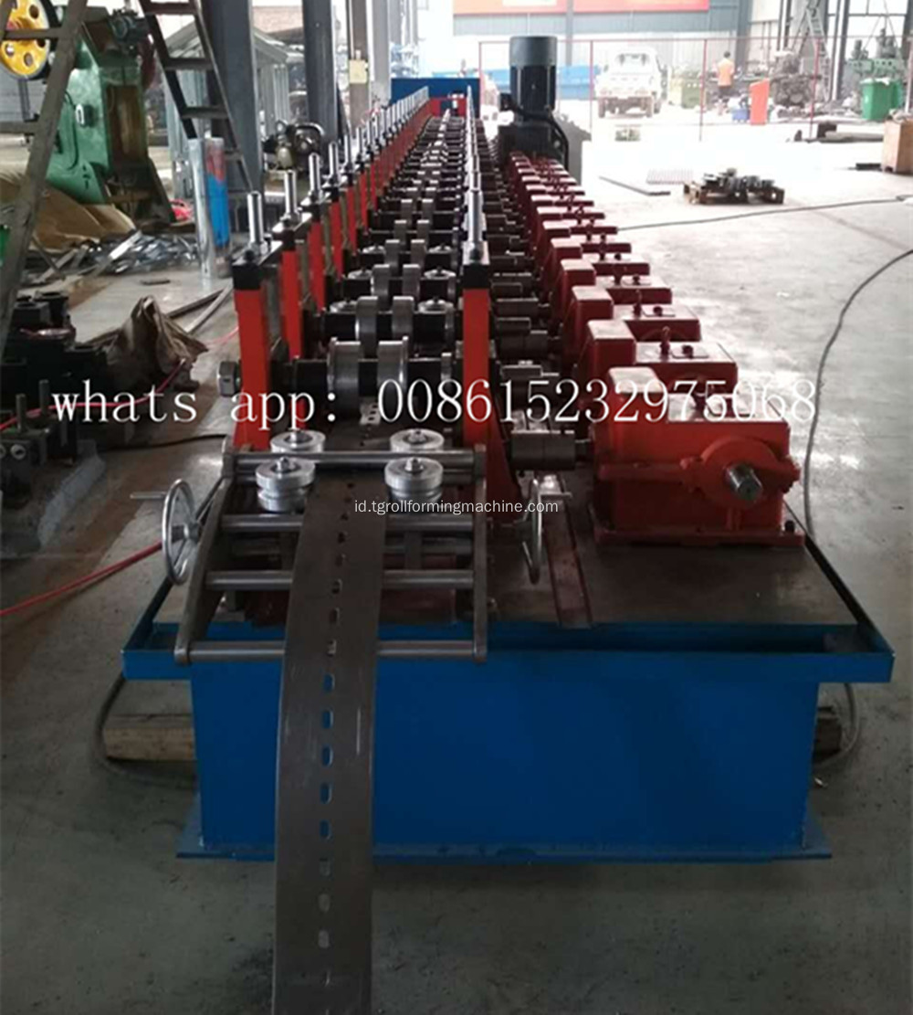 Mesin Slotted Utility Channel