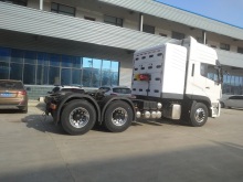 New Model 430HP 6X4 Tractor Truck Truck