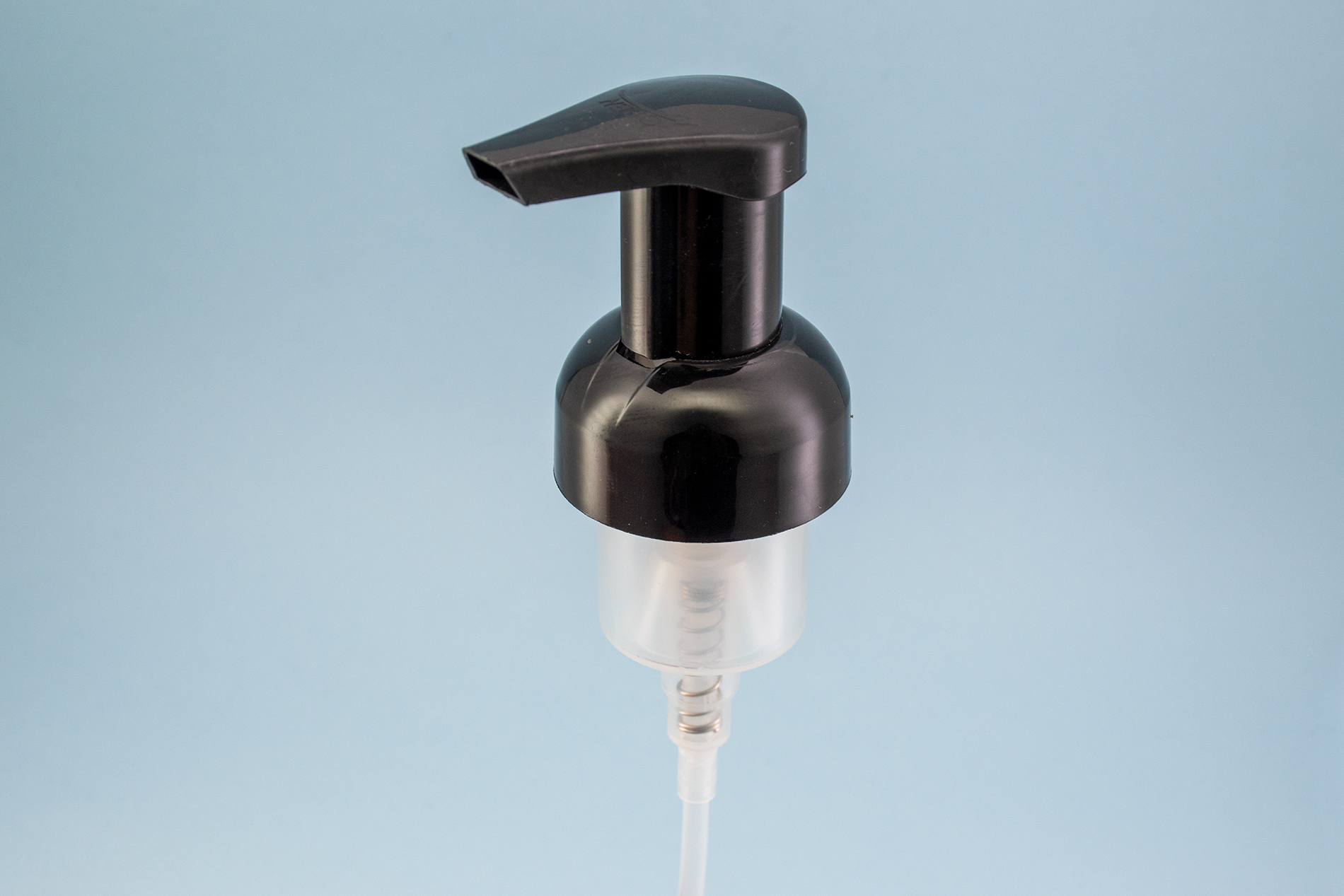 موزع مضخة صابون رغوي ناعم أسود 40 ملم 40MM black smooth foaming soap pump dispenser