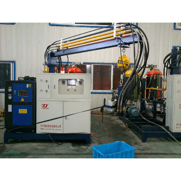 Polyurethane Moulding Foaming Machines