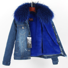 OEM ODM Women Denim coat Faux fur thick lining coat raccoon fur Big collar bomber jacket