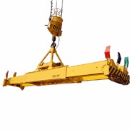 shipping container straddle carrier crane