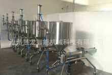 Small quantitative filling machine