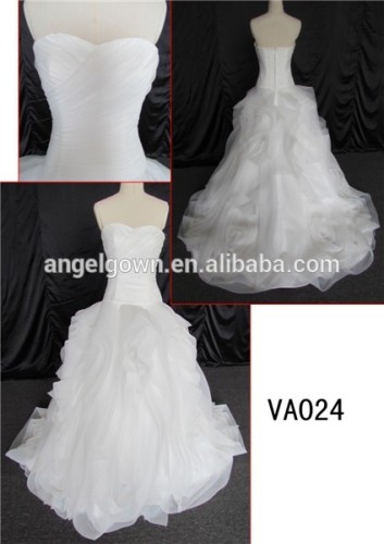 Lovely short tail chiffon wedding dress/ flowing chiffon beach wedding dress