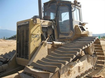 Caterpillar bulldozer CAT D5H second hand D8R bulldozer