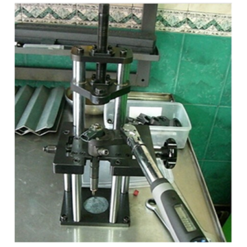 Common Rail Injector Tool: Assembling and Disassembling Stand