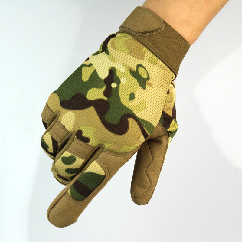 Tactics are all about outdoor gloves (1)