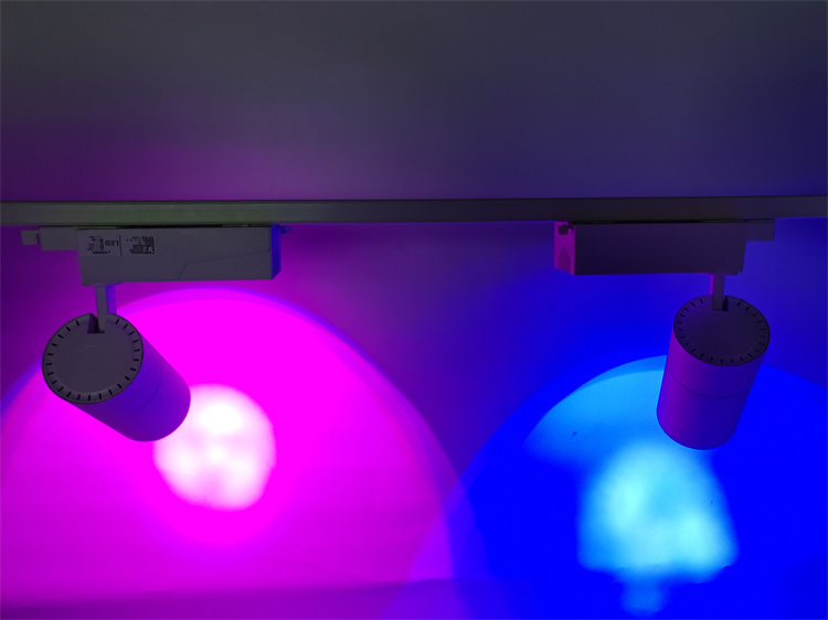 mutiple function operation  and professional design  packing   best selling products  60W Spi  12v IP20 aluminum led tube lamp