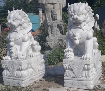 Marble temple guardian Lions carving Sculpture Garden Carving Statues