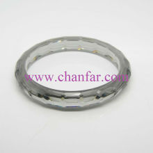 New Style Diamond Cut Acrylic Resin Gray Bangle Bracelet