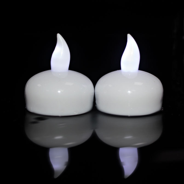 Electric flamelss led floating candle in water