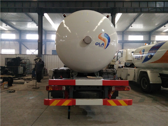 SINOTRUK LPG Filling Tank Truck