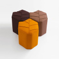 리프 시트 디자인 Upholstered Wool Pouf 오토만